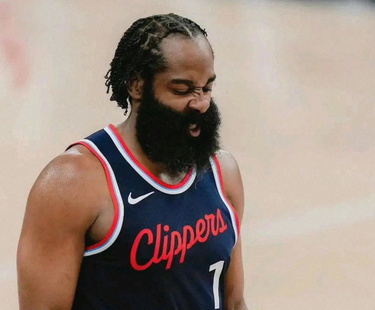 网页版登录入口-关于德罗巴连续五场比赛得分超过出色防守，塞尔维亚队不断突破！比赛高潮迭起的信息-网页版登录入口